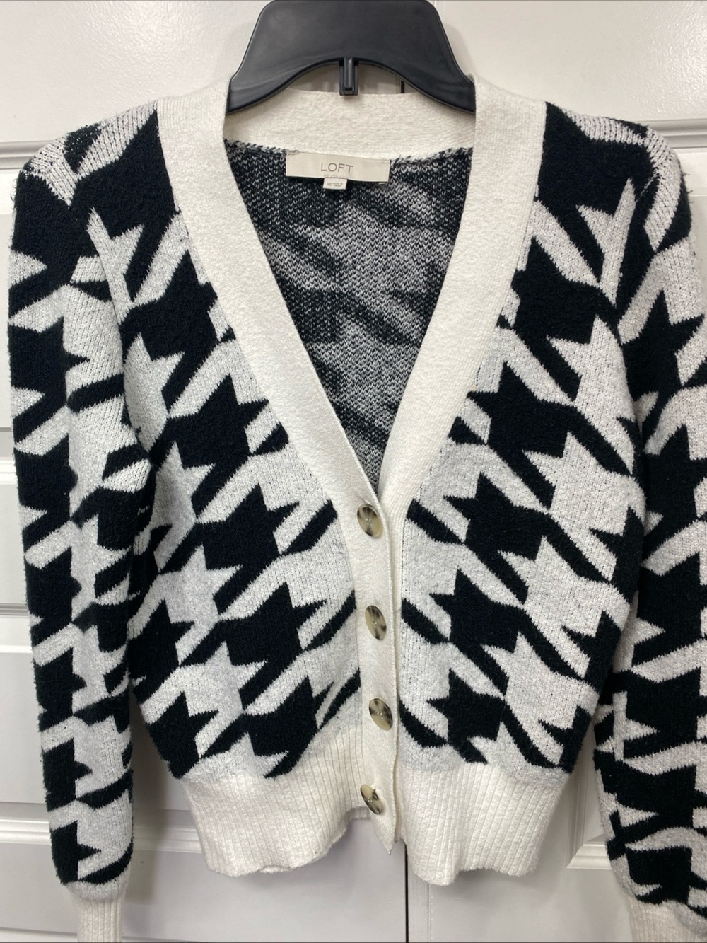 Loft Ivory Black Houndstooth V-Neck Button Front Cardigan Sweater XS Extra Small